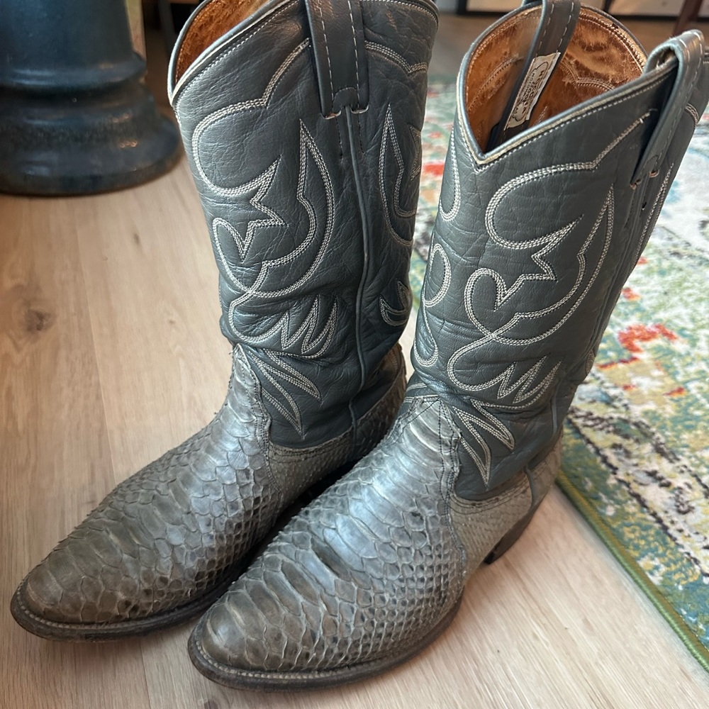 Vintage Nocona snakeskin Gray Western Boots
